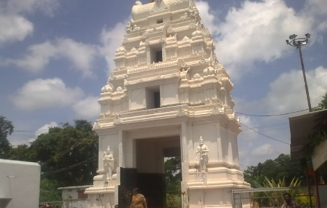 భూలోకేశ్వర్ ఆలయం – అనంతగిరి కొండల్లో ప్రశాంతమైన శివక్షేత్రం